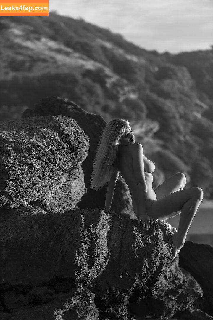 Genevieve Morton / genevievemorton leaked photo photo #0481