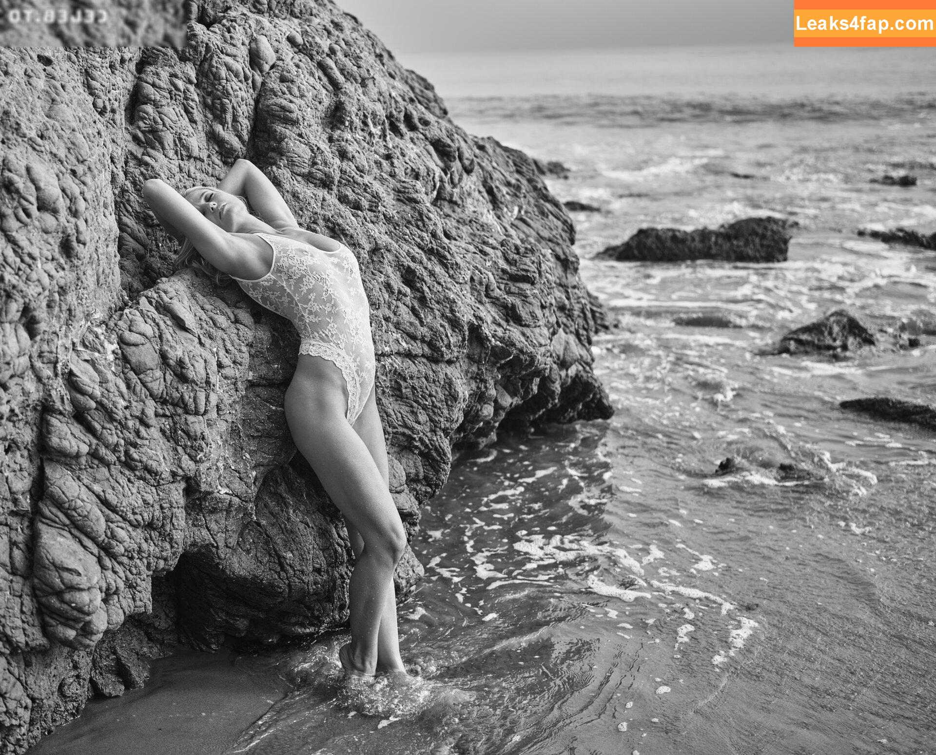Genevieve Morton / genevievemorton leaked photo photo #0489