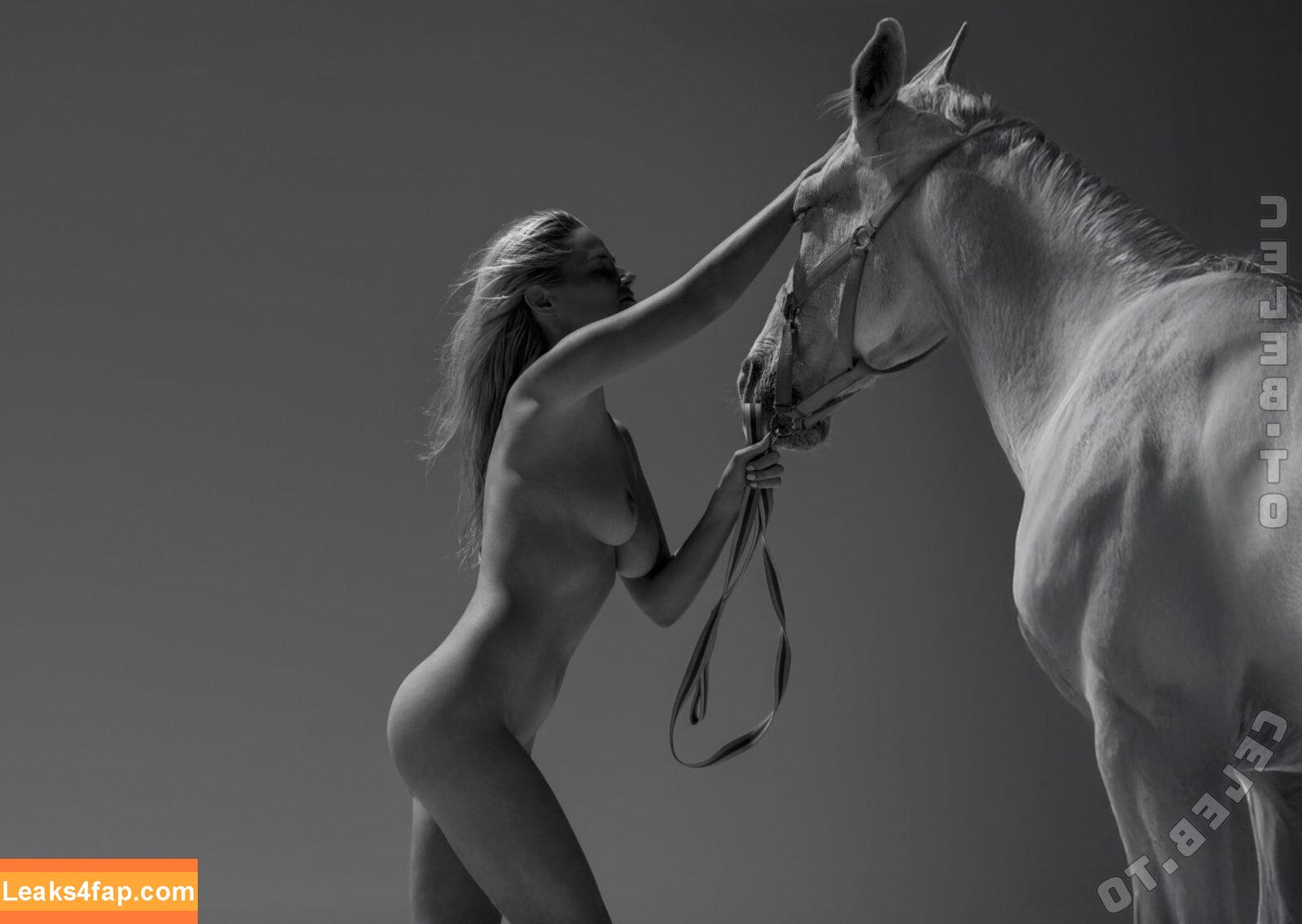 Genevieve Morton / genevievemorton / https: / watch.genevieve leaked photo photo #0551