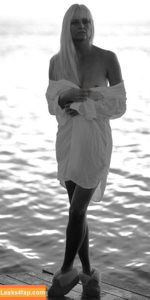 Genevieve Morton фото #0522