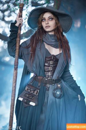 Genevieve photo #0036