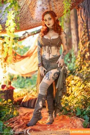 Genevieve photo #0067