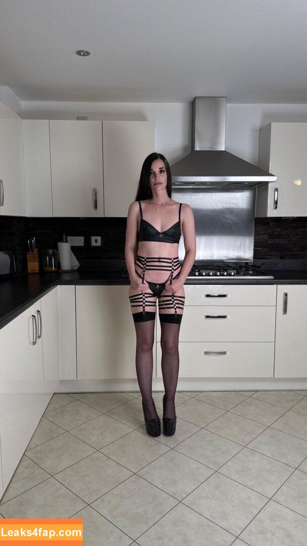 georgiamayy_x / sam__suxx leaked photo photo #0016