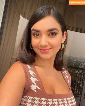 Geraldine Viswanathan photo #0019