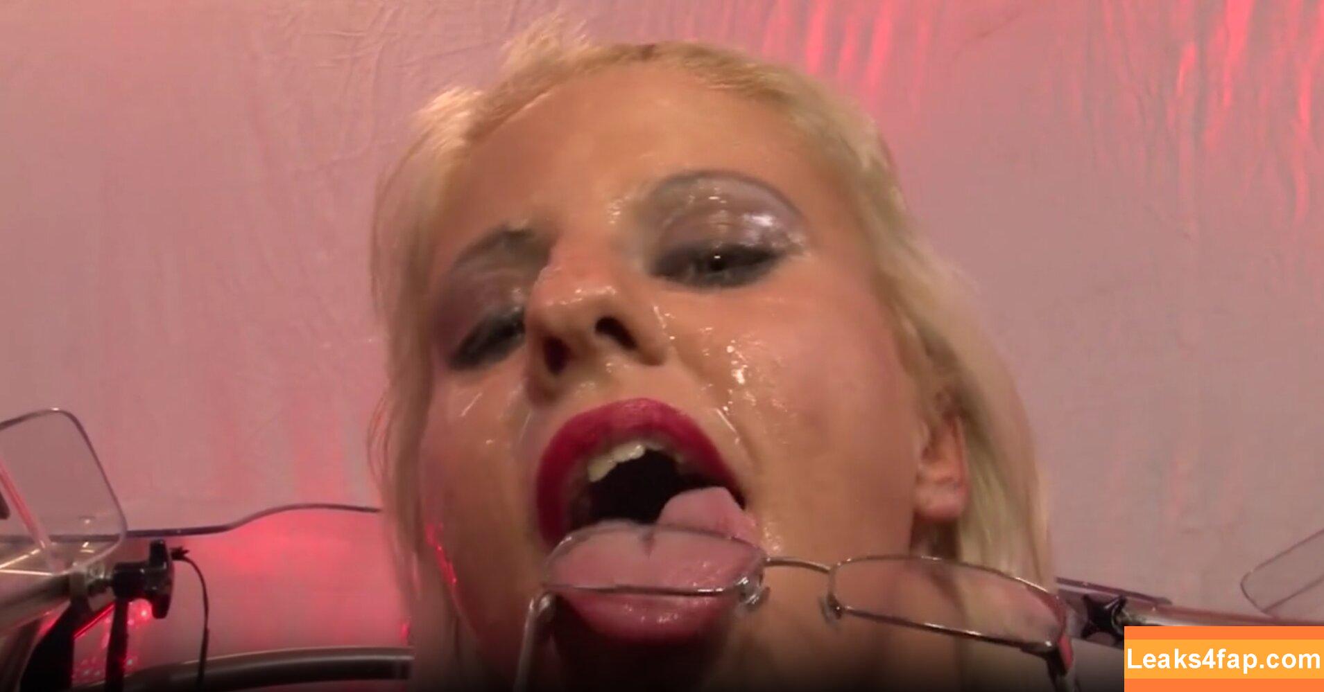 German Gangbang / Bukkake Produktions leaked photo photo #0047