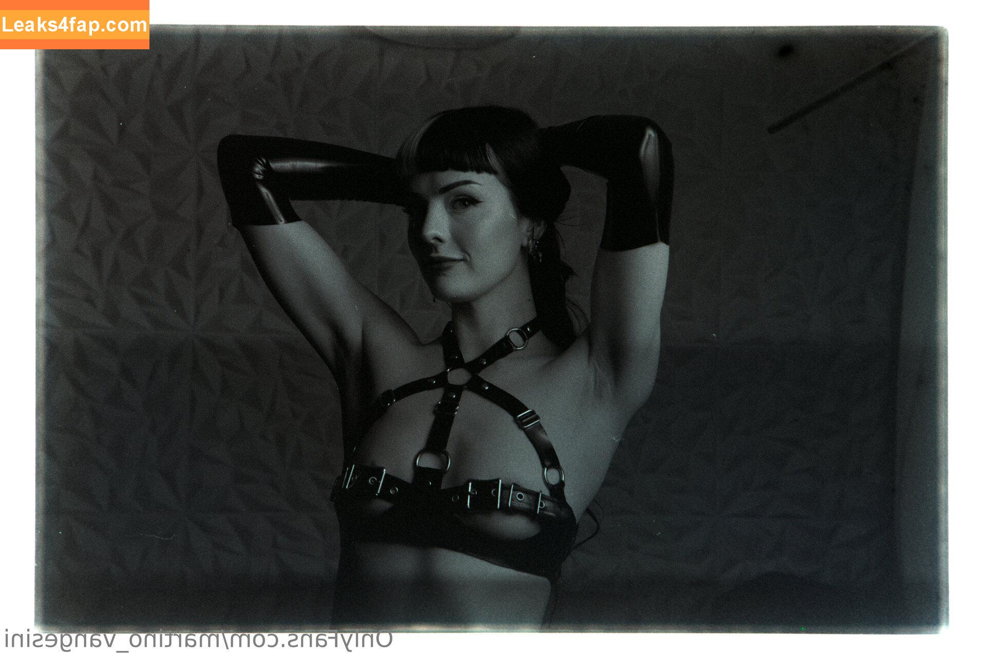 gethleys_glour /  leaked photo photo #0004
