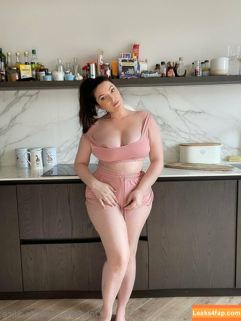 gfe-alice / aliceabdelaziz / morealice leaked photo photo #0875