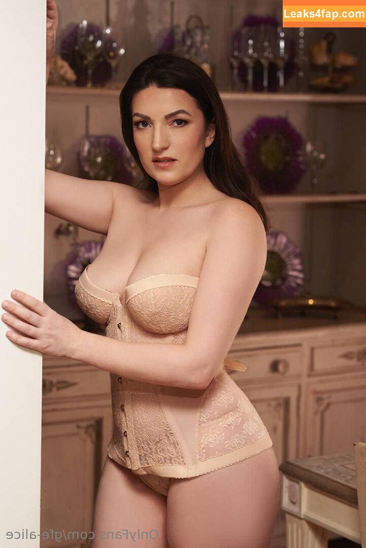 gfe-alice / aliceabdelaziz / morealice leaked photo photo #1066