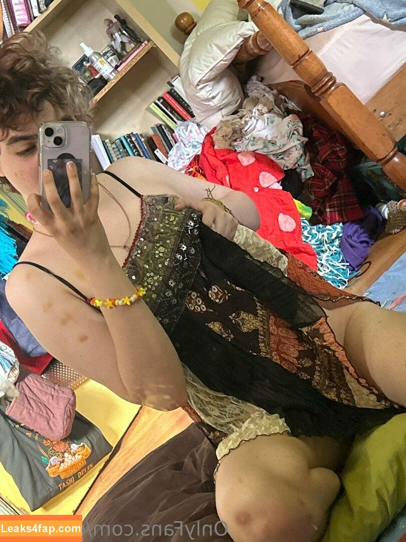 ggx0x0x / gigiwhitetara leaked photo photo #0015
