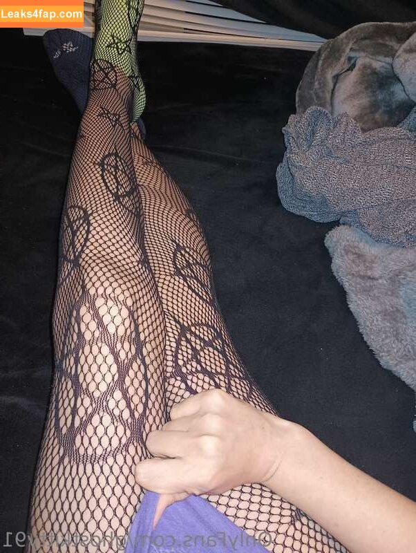 ghostkitty91 / https: / kittycowell leaked photo photo #0016