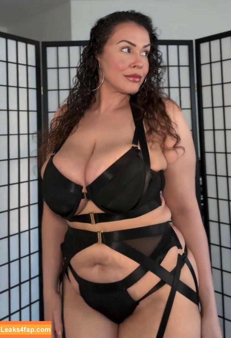 Gia Blaze / giablaze / https: / iamgiablaze / onlygiablaze leaked photo photo #0197