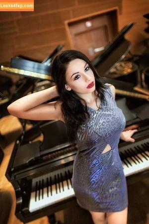 Giada Robin photo #0354