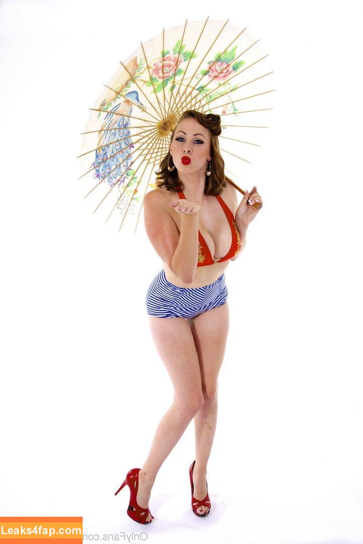 Gianna Michaels / giannamichaels / giannamichaels.fanclub / therealgianna leaked photo photo #0670