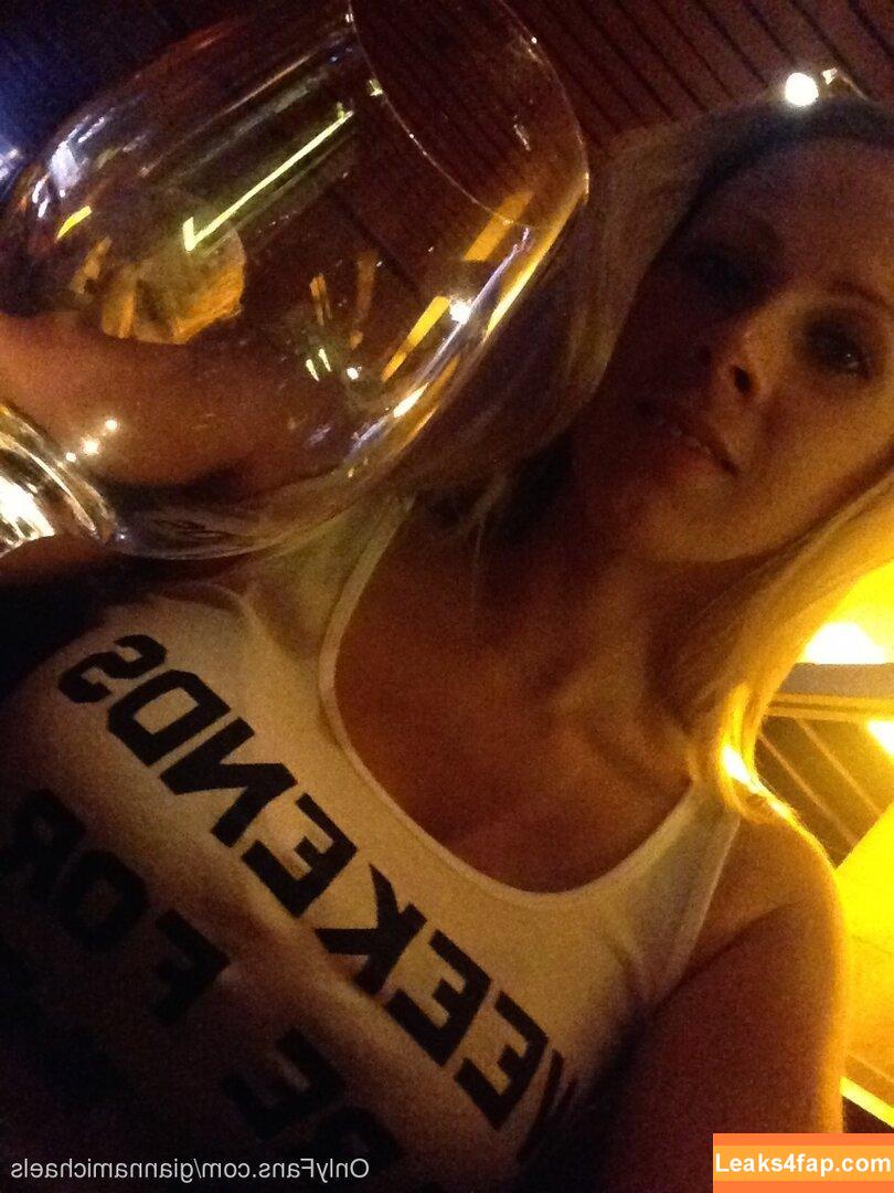 Gianna Michaels / giannamichaels / iamgiannamichaels / therealgianna / who_is_gianna_micheals leaked photo photo #2091
