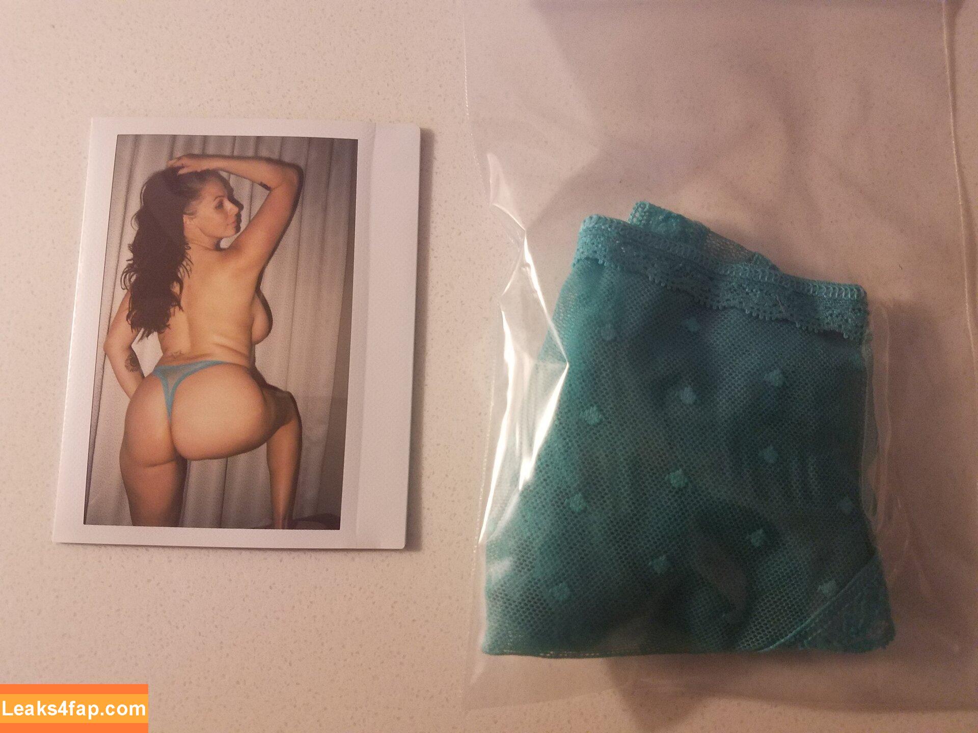 Gianna Michaels / giannamichaels / giannamichaels.fanclub / iamgiannamichaels / therealgianna leaked photo photo #2140