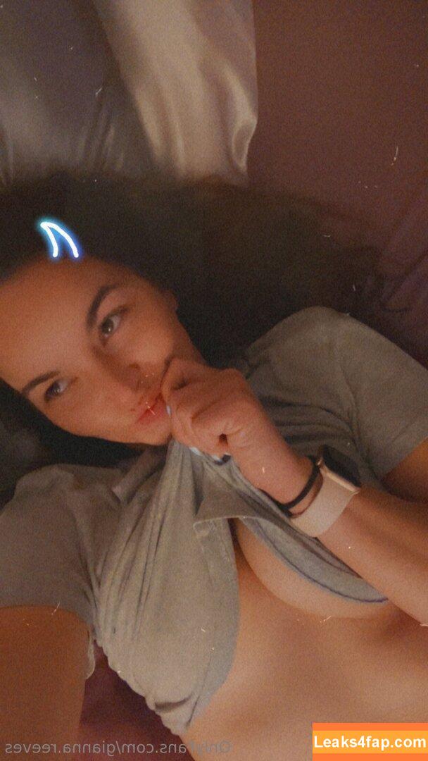 gianna.reeves / keaanuureeves leaked photo photo #0002