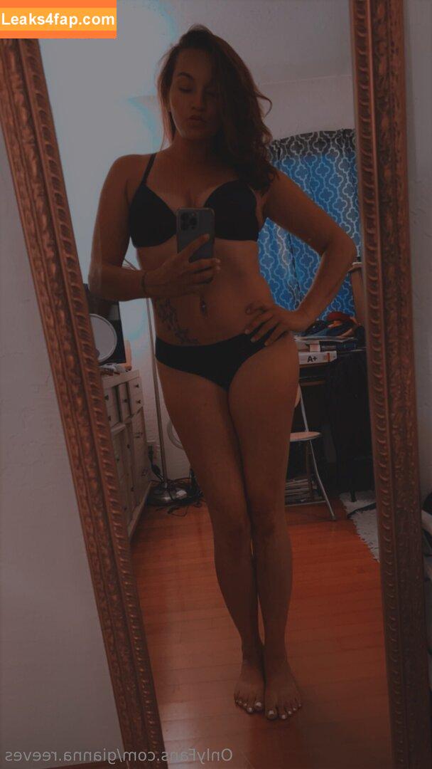 gianna.reeves / keaanuureeves leaked photo photo #0007