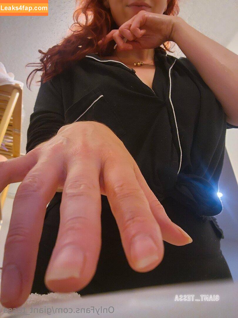 Giant_Tessa / giant.tessa leaked photo photo #0031