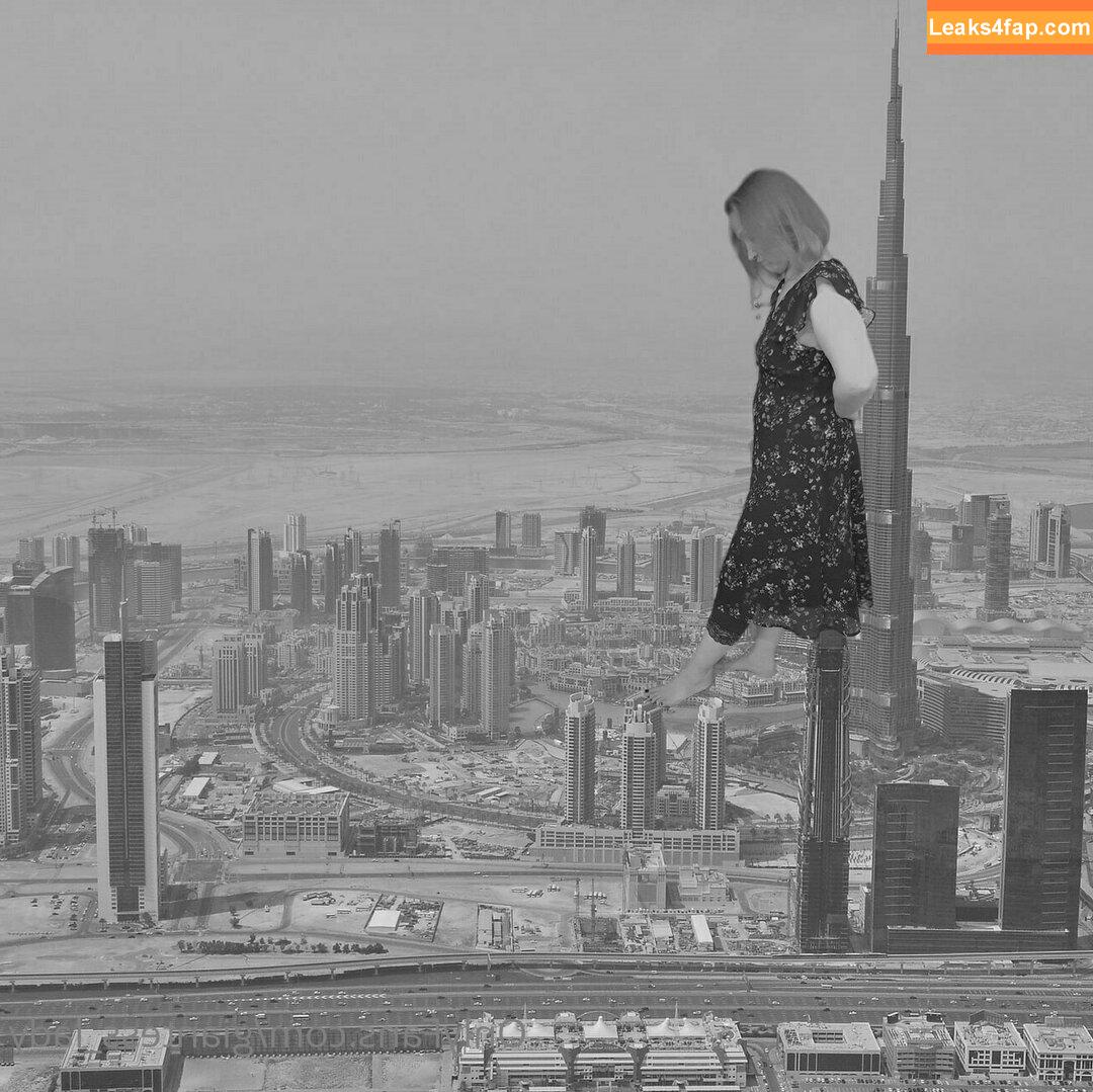 giantess_lady /  leaked photo photo #0002