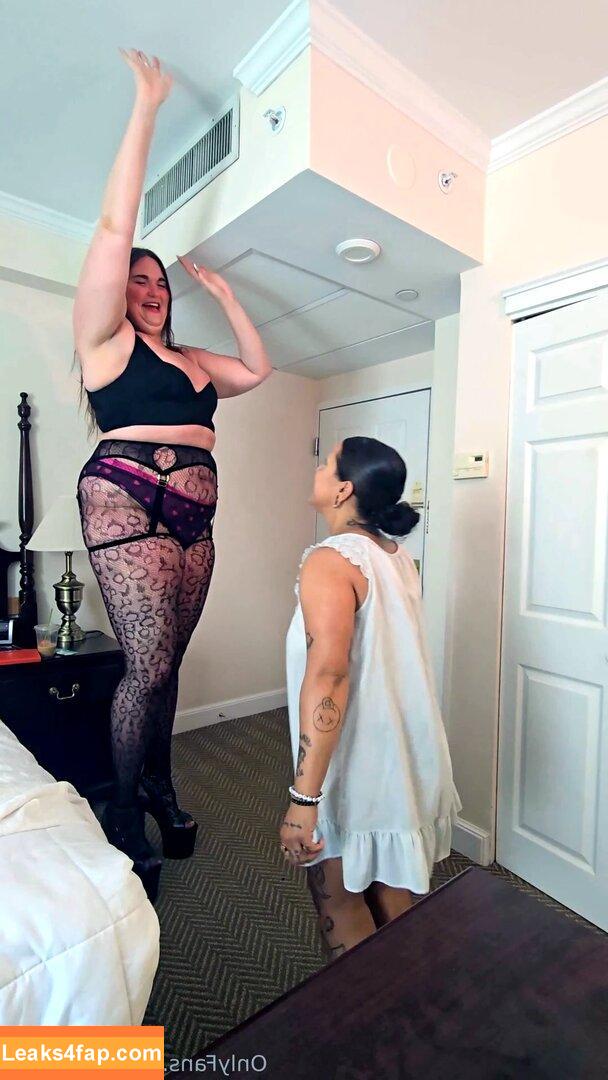 giantessa /  слитое фото фото #0005