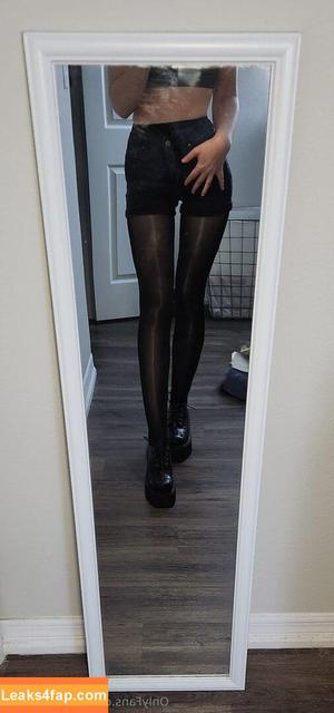 giantessalice photo #0001