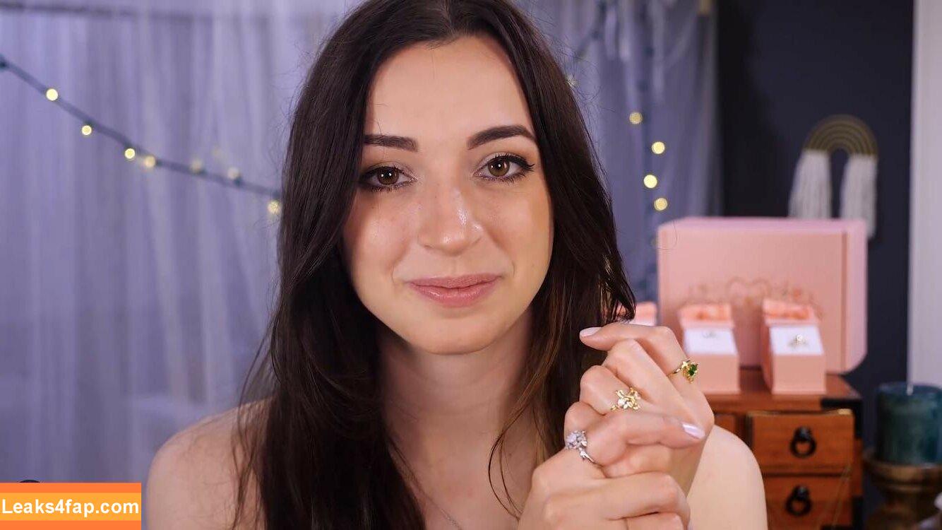 Gibi Asmr / GibiOfficial leaked photo photo #0004