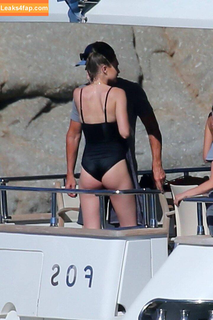 Gigi Hadid / GiGiHadid / aaliyahhadid leaked photo photo #0576