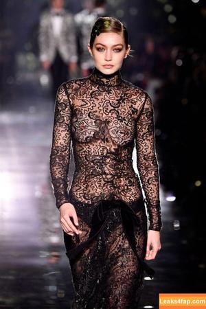 Gigi Hadid photo #0015