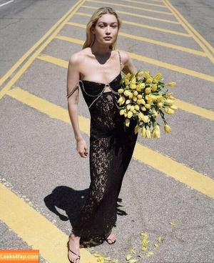 Gigi Hadid photo #0075