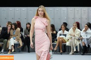 Gigi Hadid photo #0098