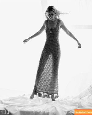 Gigi Hadid photo #0114
