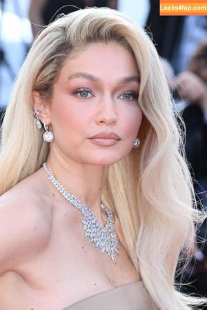 Gigi Hadid photo #0229