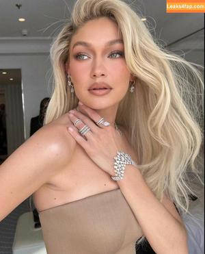 Gigi Hadid photo #0238