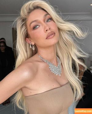 Gigi Hadid photo #0239
