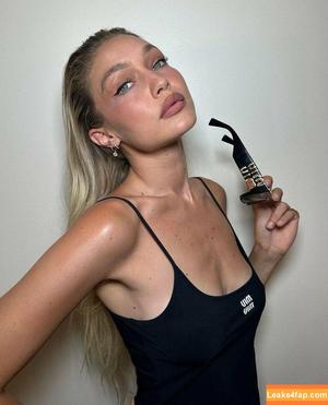 Gigi Hadid photo #0265
