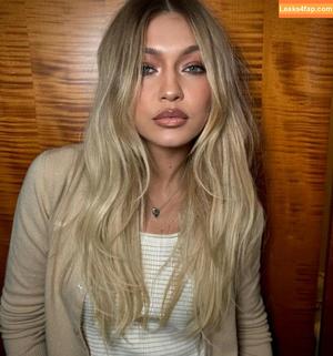 Gigi Hadid photo #0354
