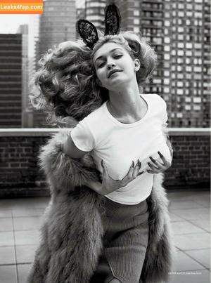 Gigi Hadid photo #0366