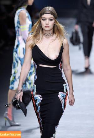Gigi Hadid photo #0415