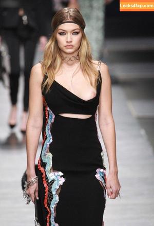 Gigi Hadid photo #0417