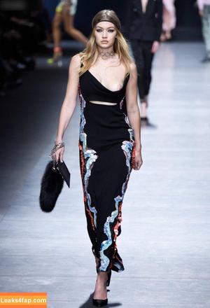 Gigi Hadid photo #0418