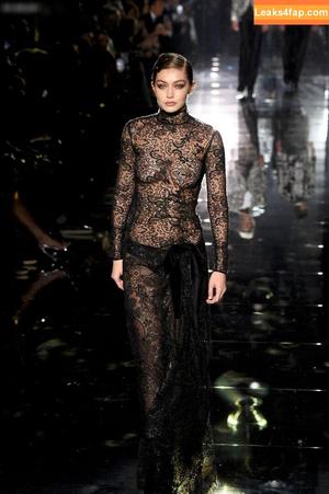 Gigi Hadid photo #0558