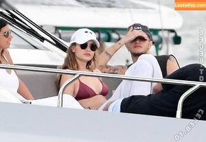 Gigi Hadid photo #0795