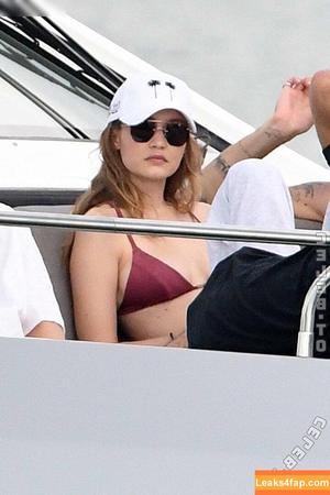 Gigi Hadid photo #0796