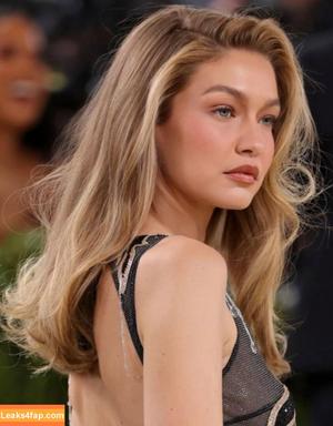 Gigi Hadid photo #0835