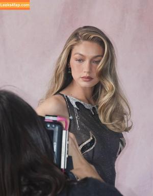 Gigi Hadid photo #0837