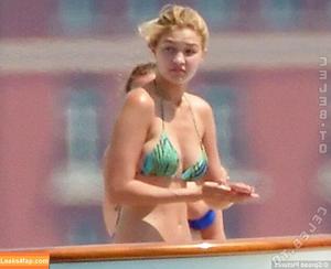 Gigi Hadid photo #0875
