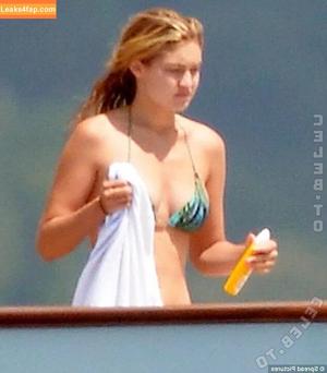 Gigi Hadid photo #0887