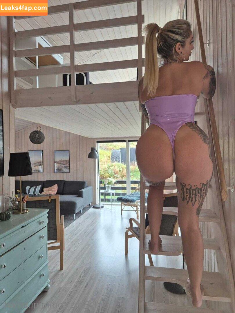Gigi.Privat /  leaked photo photo #0028