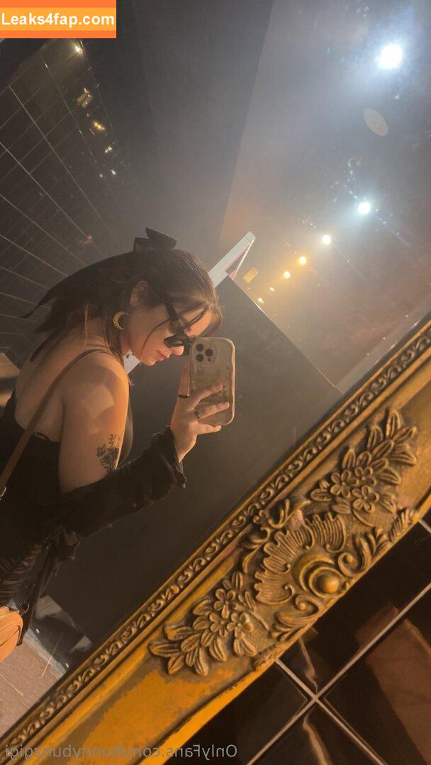 gigihugsyou /  leaked photo photo #0008
