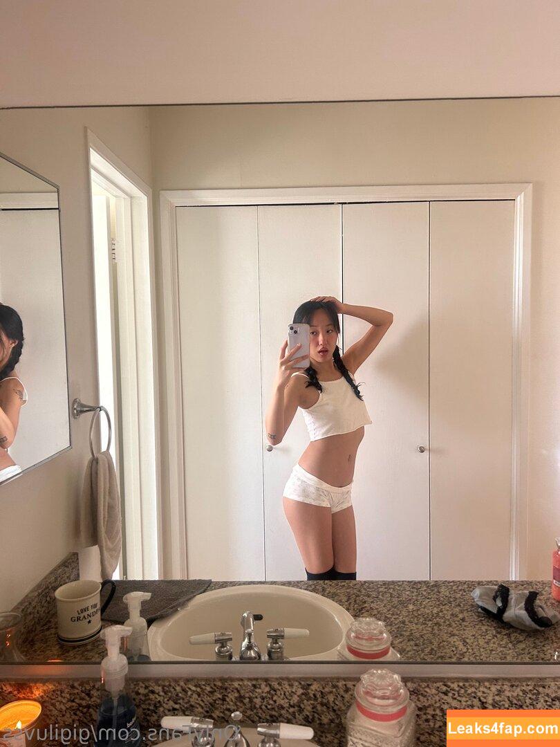 gigiluvss /  leaked photo photo #0001
